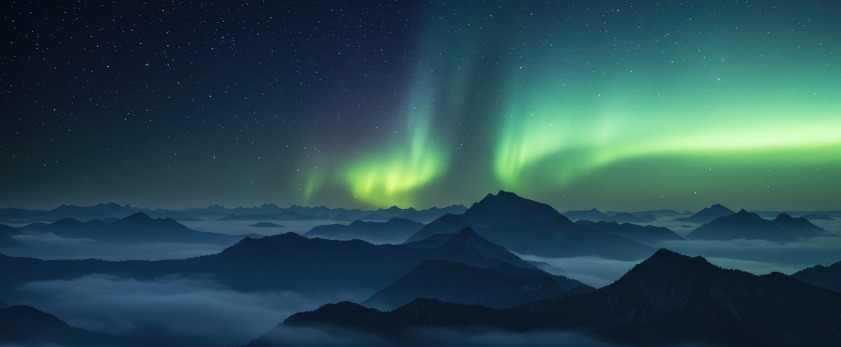 夜空下的極光山脈