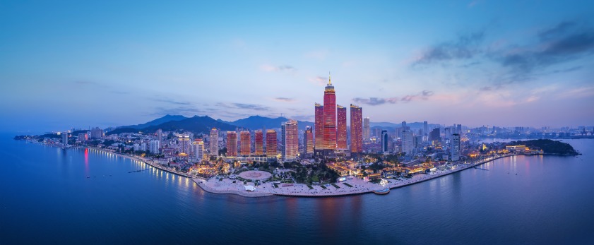 航拍烟台海岸城市夜景